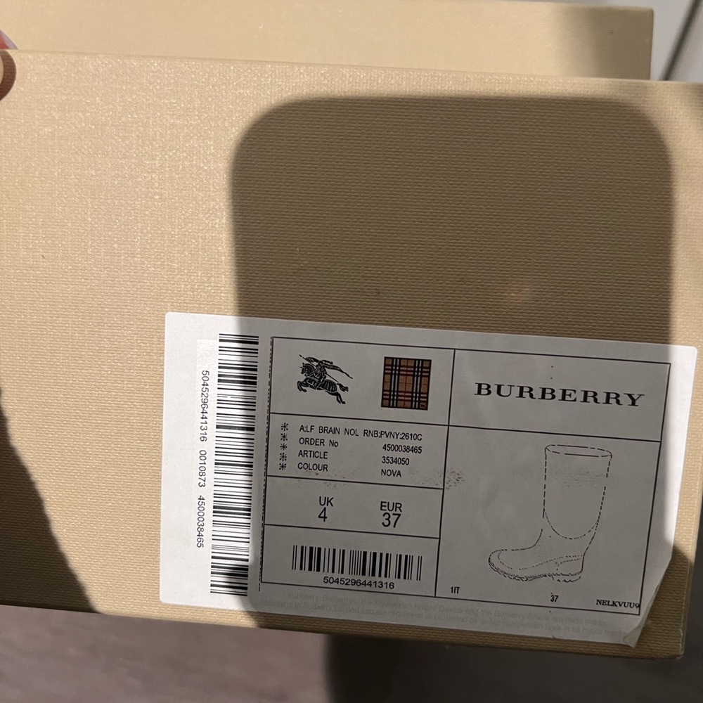 Burberry rain boot - Picture 5 of 8